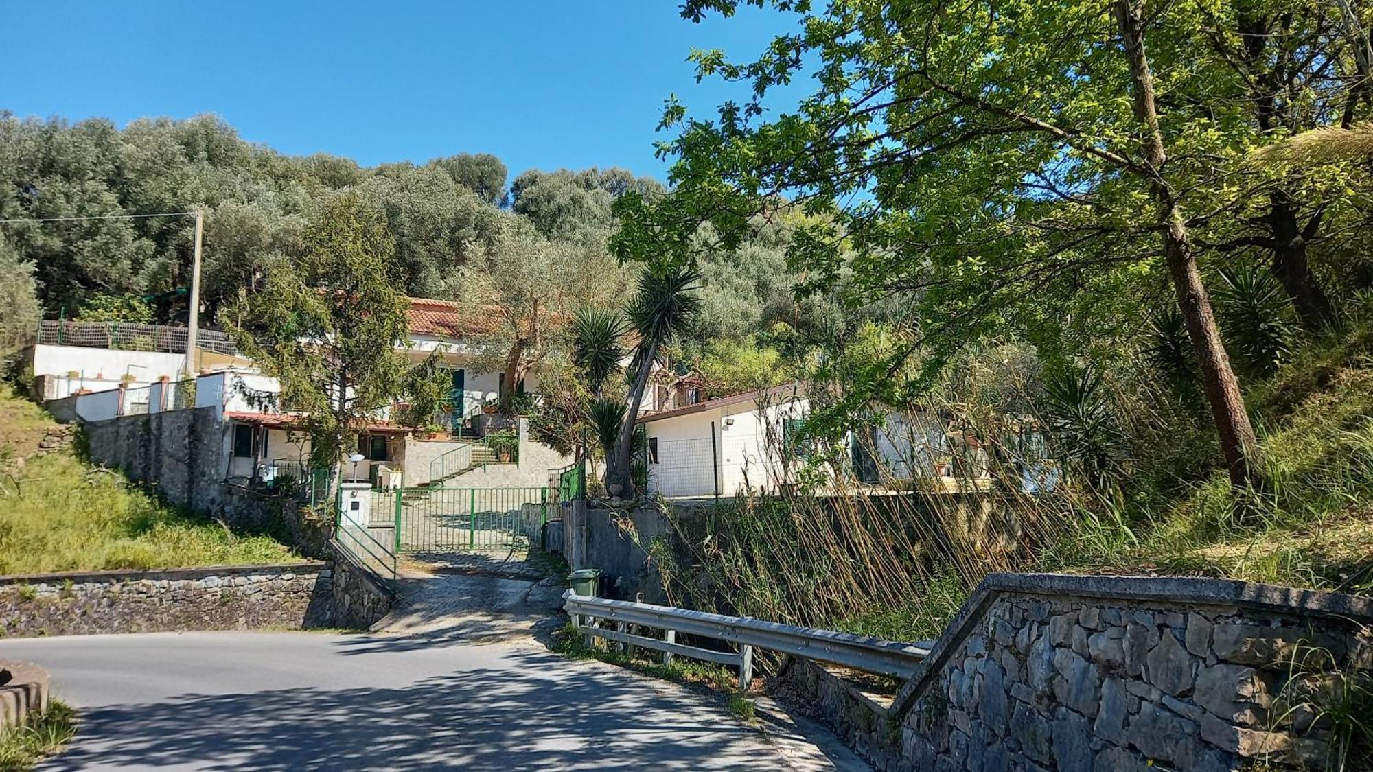 Casa Vacanze Alfano أسشيا المظهر الخارجي الصورة