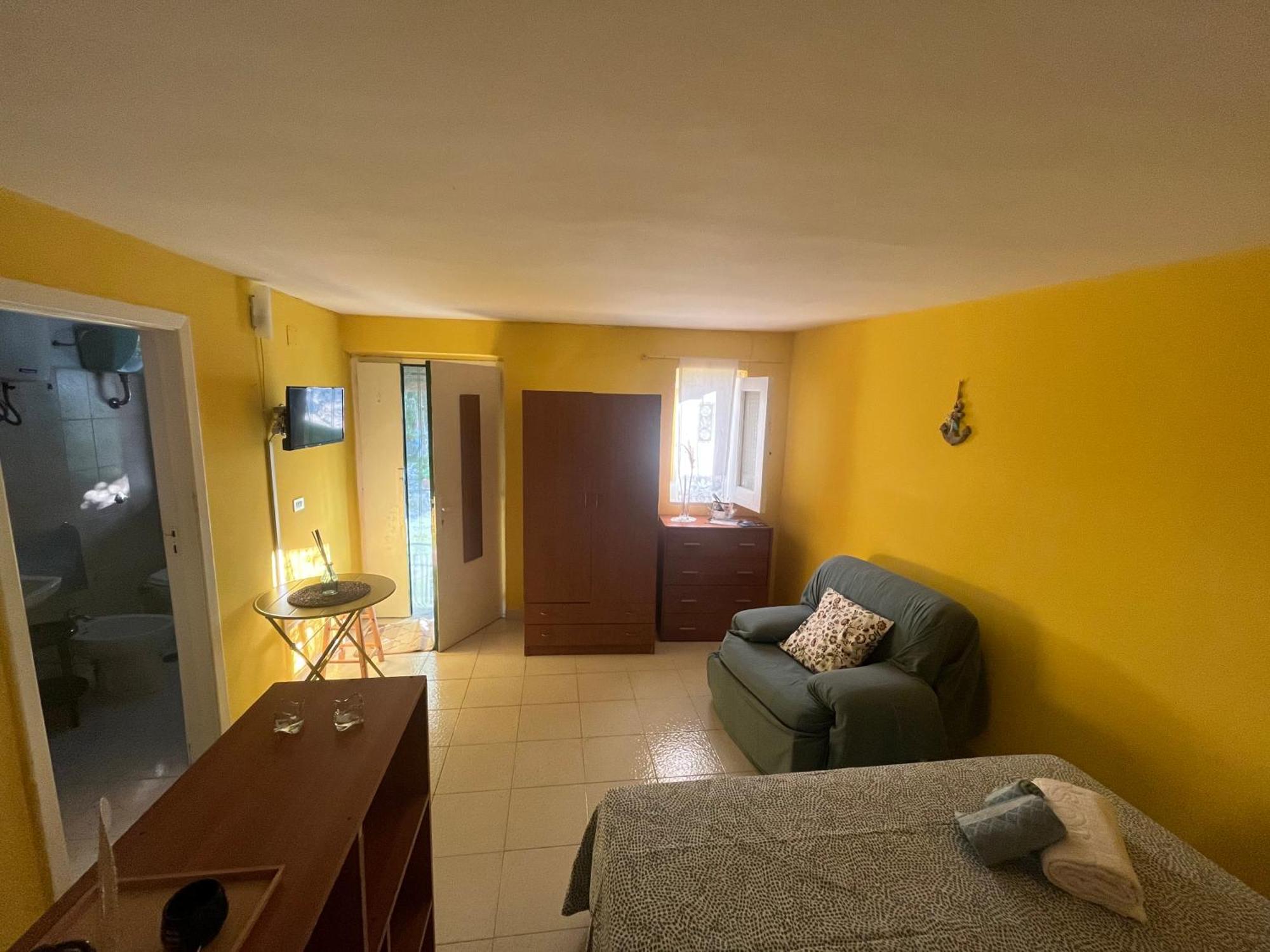 Casa Vacanze Alfano أسشيا الغرفة الصورة